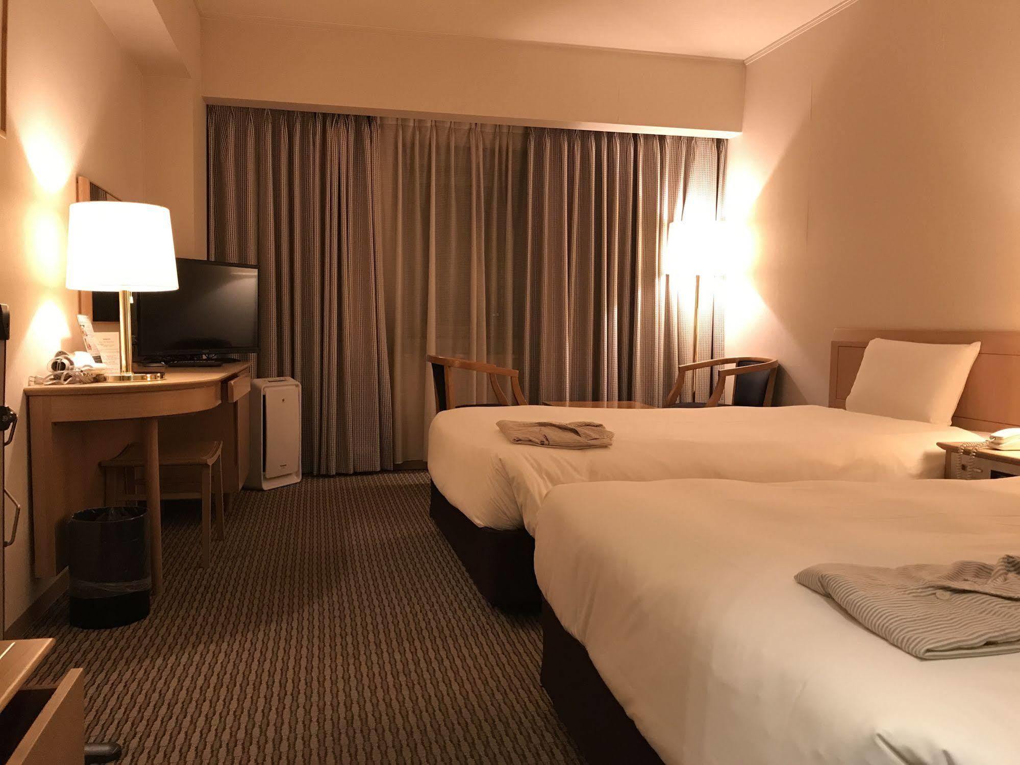 Hotel Leopalace Nagoya Exteriör bild